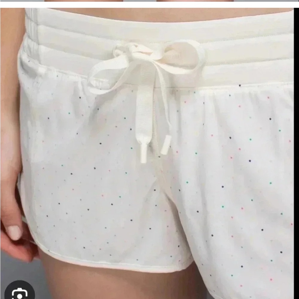 Lululemon Hotty Hot Short Sweet Spot Angel Wing Confetti Size 8 - Picture 2 of 5